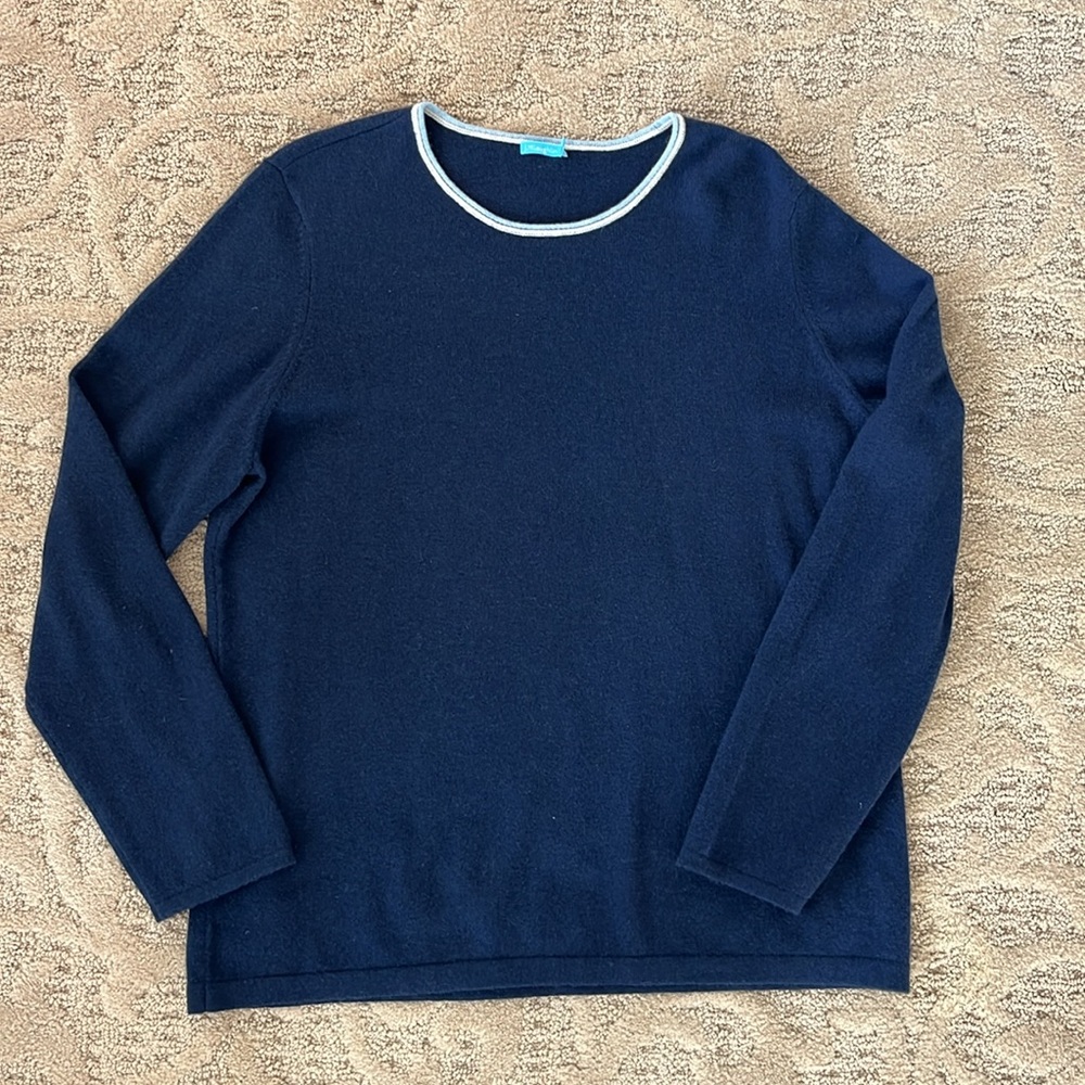 J. McLaughlin Navy Blue Crew Neck Cashmere Sweater